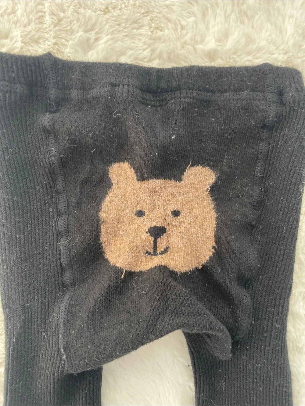 SALE! 50% Off Baby Gap Kids Black Tights with Brown Bear Detail Size 4/5 Y